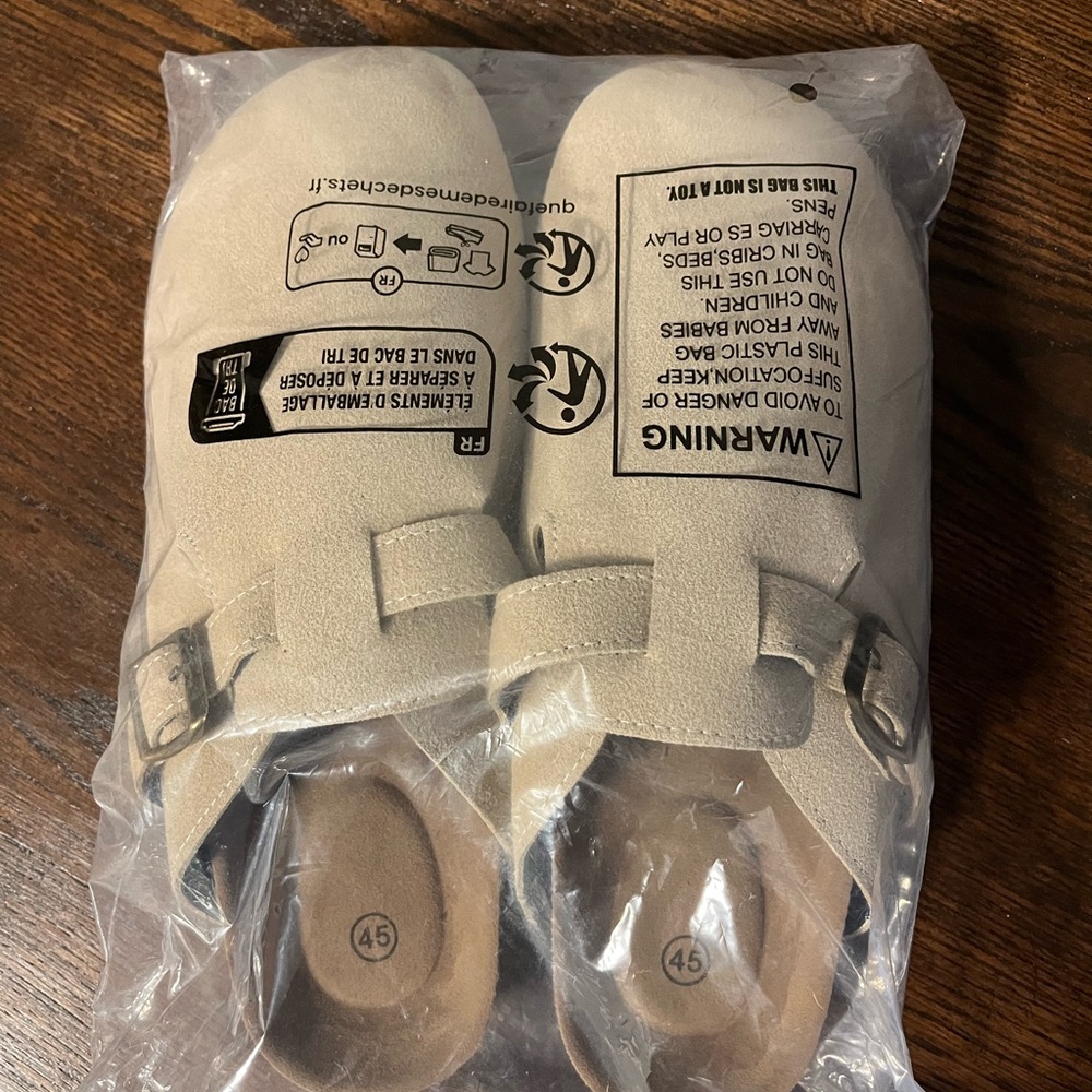 Brand New Cloggs Men’s size 10-10.5